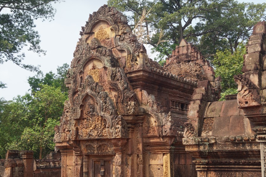    (Banteay Srei),  13