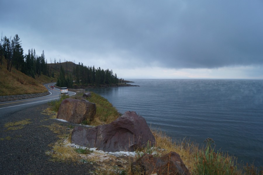   (Yellowstone Lake)  4