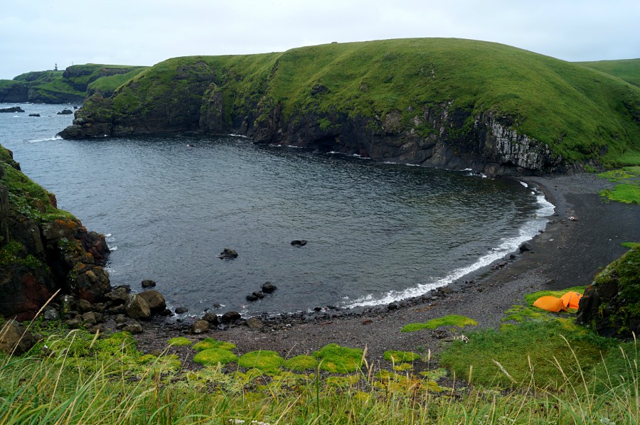 Бухта Крабовая - место двух ночевок у мыса