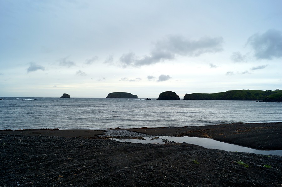 Северная часть бухты Маячная - бухта под местным названием