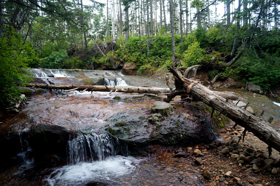 Водопад на Кислом ручье (9 километр)