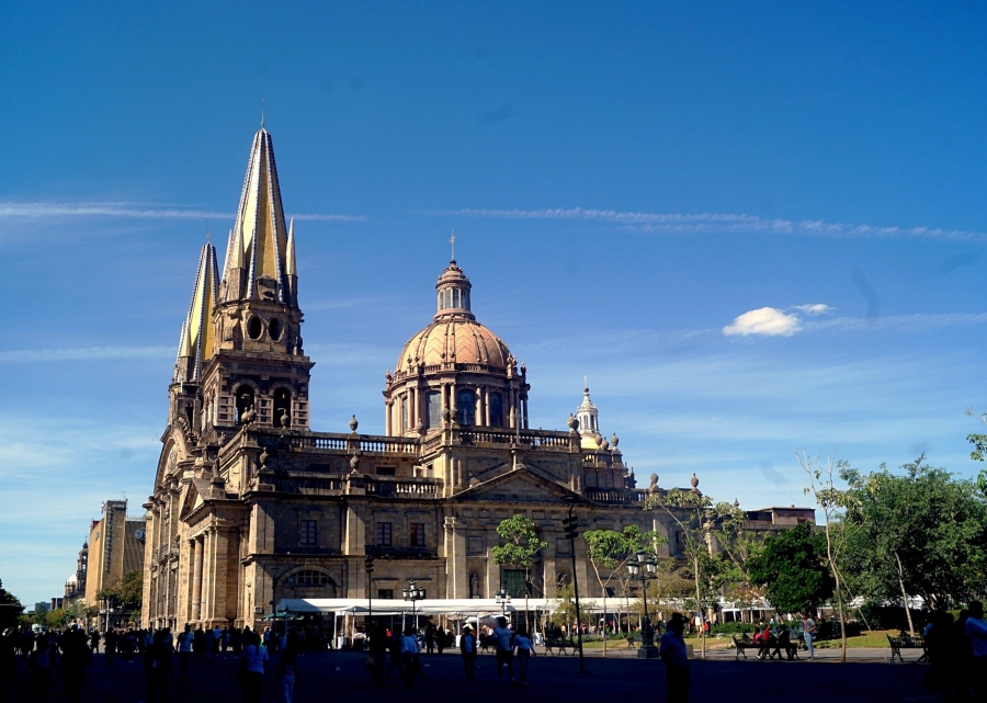        (Guadalajara Cathedral)