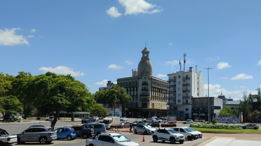 � ����������